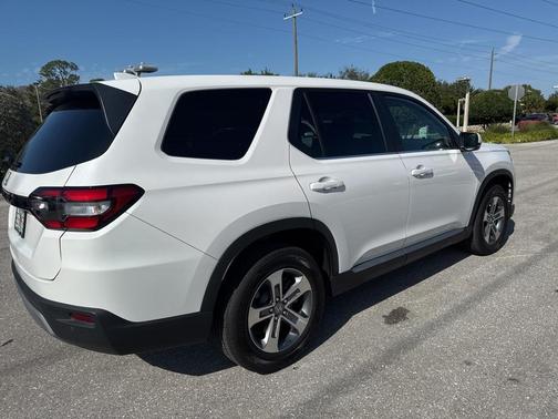 2024 Honda Pilot EX-L 7-Passenger