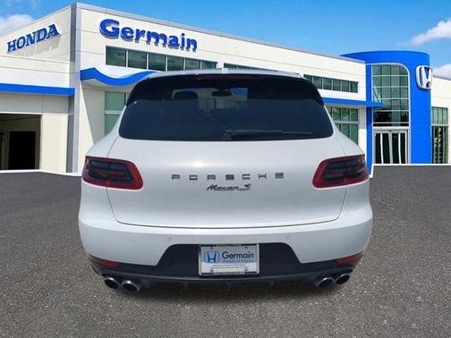 2018 Porsche Macan S