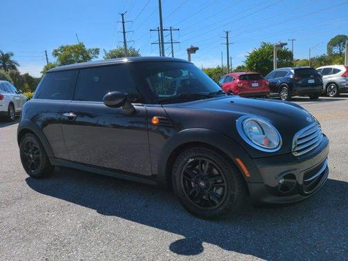 2013 MINI Hardtop Cooper