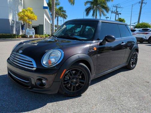 2013 MINI Hardtop Cooper