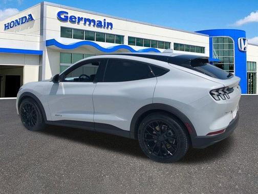 2022 Ford Mustang Mach-E Select