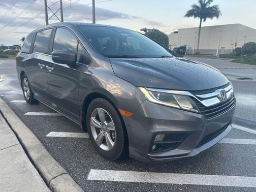 Modern Steel Metallic 2019 Honda Odyssey EX-L
