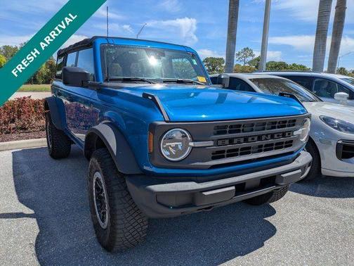2022 Ford Bronco Base