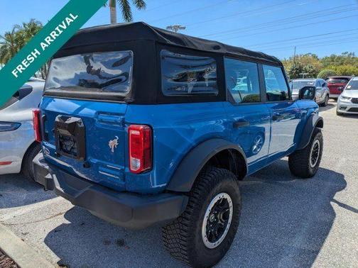 2022 Ford Bronco Base