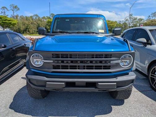 2022 Ford Bronco Base