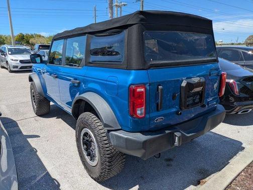 2022 Ford Bronco Base