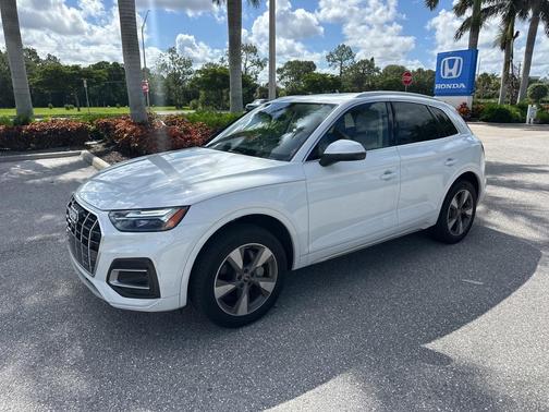 2022 Audi Q5 40 Premium Plus