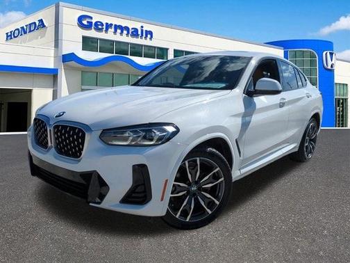 2023 BMW X4 xDrive30i