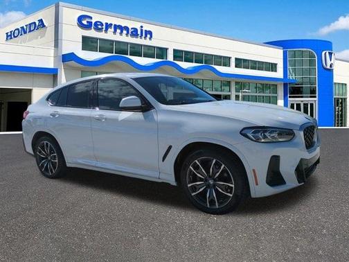 2023 BMW X4 xDrive30i