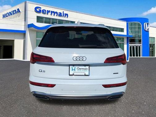 2024 Audi Q5 45 S line quattro Premium