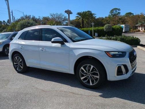 2024 Audi Q5 45 S line quattro Premium