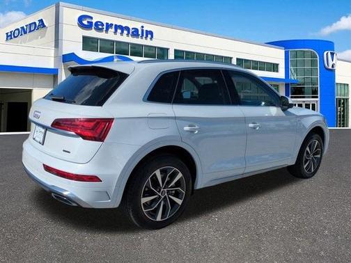 2024 Audi Q5 45 S line quattro Premium