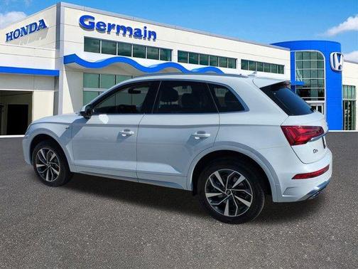 2024 Audi Q5 45 S line quattro Premium
