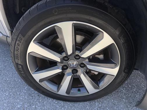 2024 Honda Pilot Touring