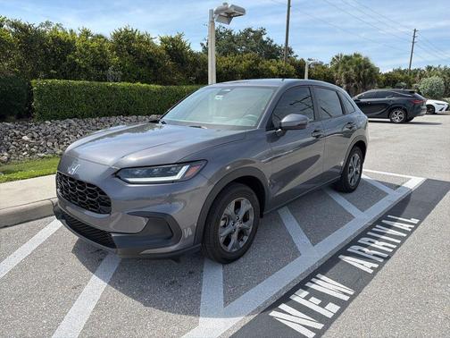 Modern Steel Metallic 2026 Honda HR-V LX