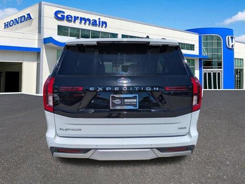 Oxford White 2025 Ford Expedition Max Platinum