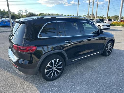 2023 Mercedes-Benz GLB 250 Base