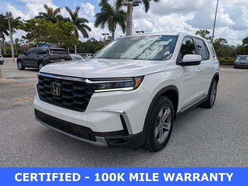 White 2023 Honda Pilot EX-L 8-Passenger