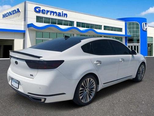 2017 Kia Cadenza SX Limited