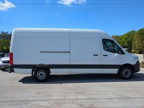2022 Mercedes-Benz Sprinter 3500 170 WB