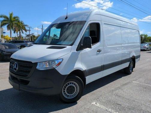 2022 Mercedes-Benz Sprinter 3500 170 WB