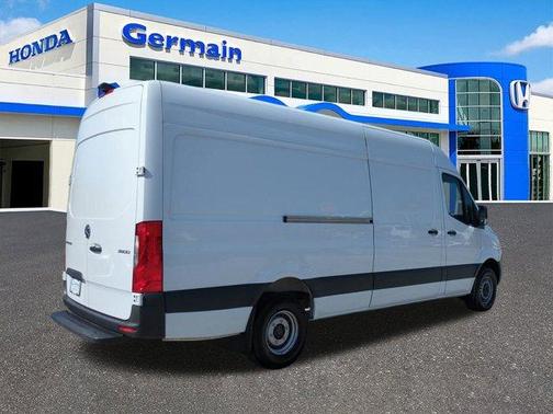 2022 Mercedes-Benz Sprinter 3500 170 WB