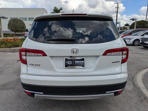 2021 Honda Pilot Touring 8-Passenger