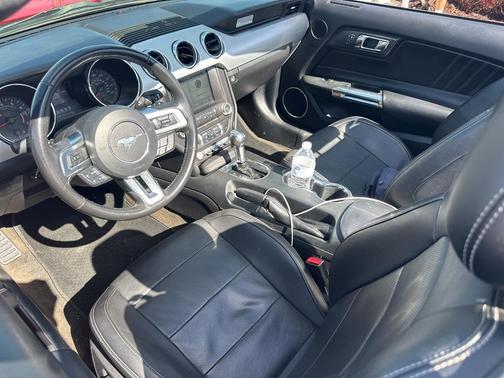 2016 Ford Mustang EcoBoost Premium