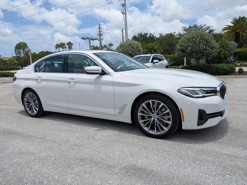 Alpine White 2023 BMW 530 i xDrive