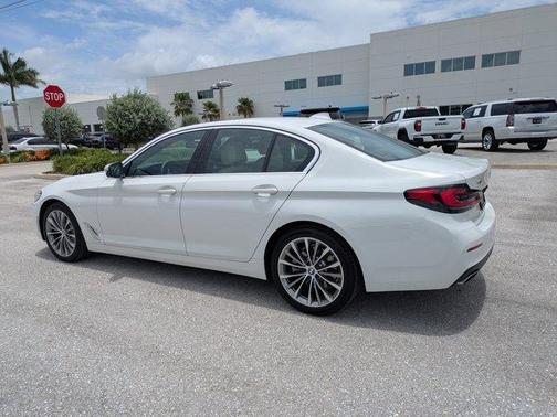 Alpine White 2023 BMW 530 i xDrive