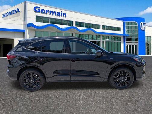 Black Metallic 2026 Ford Escape ST-Line Elite
