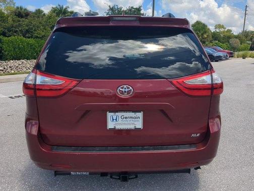 2018 Toyota Sienna L