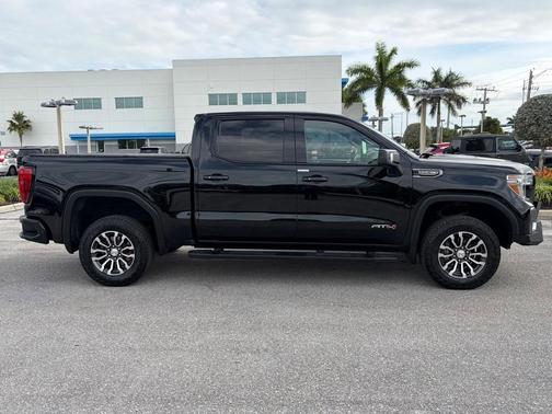 2019 GMC Sierra 1500 AT4