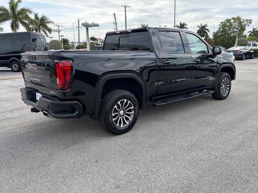 2019 GMC Sierra 1500 AT4