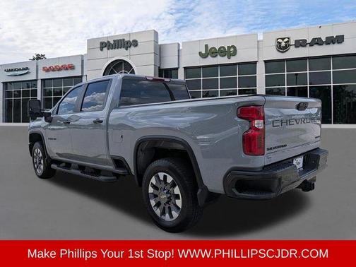Slate Gray Metallic 2024 Chevrolet Silverado 2500 Custom