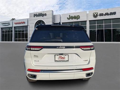 2025 Jeep Grand Cherokee Summit