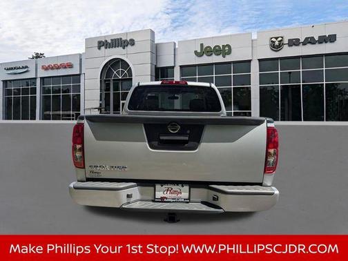 Brilliant Silver 2018 Nissan Frontier S