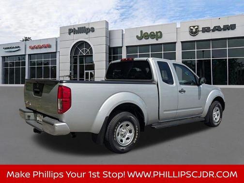 Brilliant Silver 2018 Nissan Frontier S