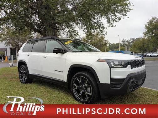 Bright White Clearcoat 2026 Jeep Cherokee Overland