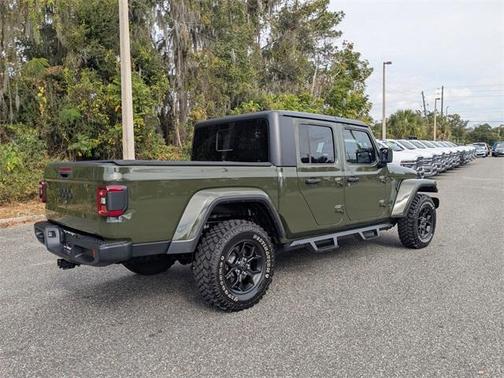 2024 Jeep Gladiator Sport