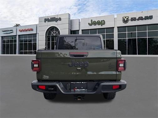 2024 Jeep Gladiator Sport