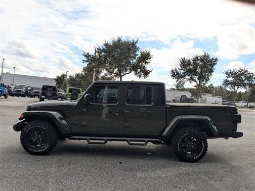 2024 Jeep Gladiator Sport