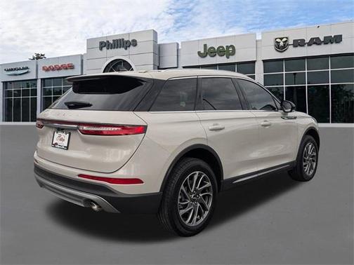 2022 Lincoln Corsair Standard