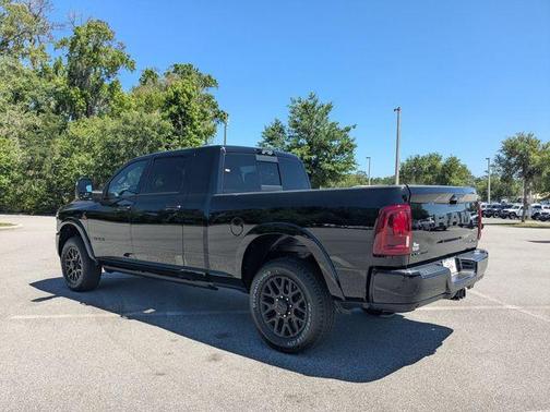 Diamond Black 2026 RAM 3500 Limited