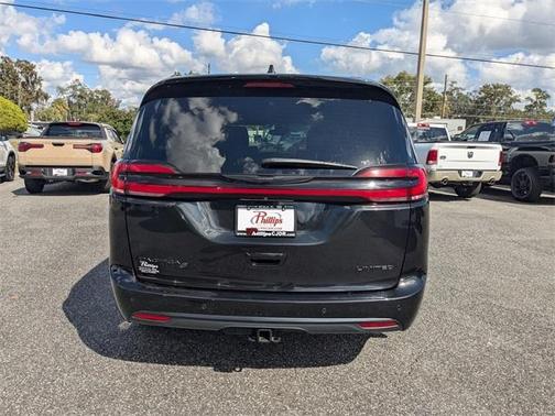 2022 Chrysler Pacifica Limited