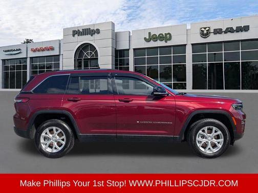 Velvet Red 2023 Jeep Grand Cherokee Limited
