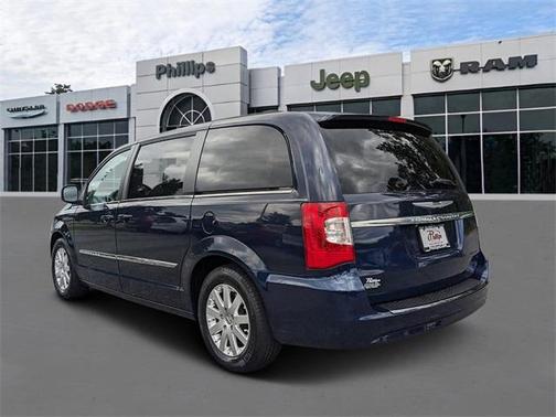 2013 Chrysler Town & Country Touring