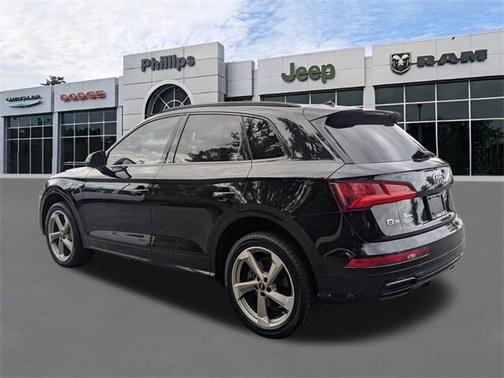 2020 Audi Q5 40 Premium Plus