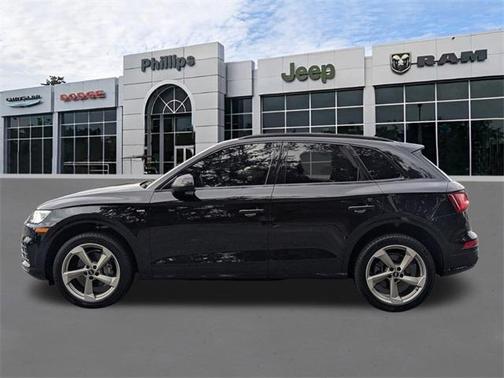 2020 Audi Q5 40 Premium Plus