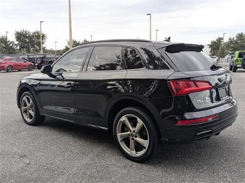 2020 Audi Q5 40 Premium Plus